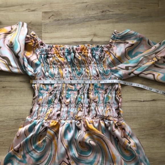 MASSIVE $10 SALE Chenault Pink Puff Sleeve Smocked Blouse - Picture 6 of 7